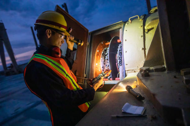 Best Affordable Emergency Electrician  in Mcleansboro, IL