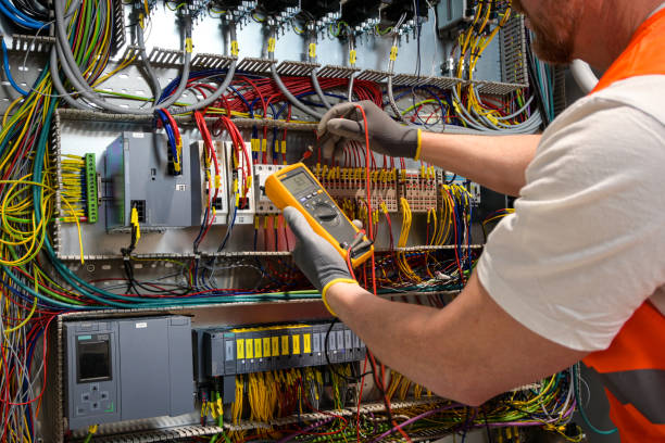 Best Emergency Electrical Repair  in Mcleansboro, IL